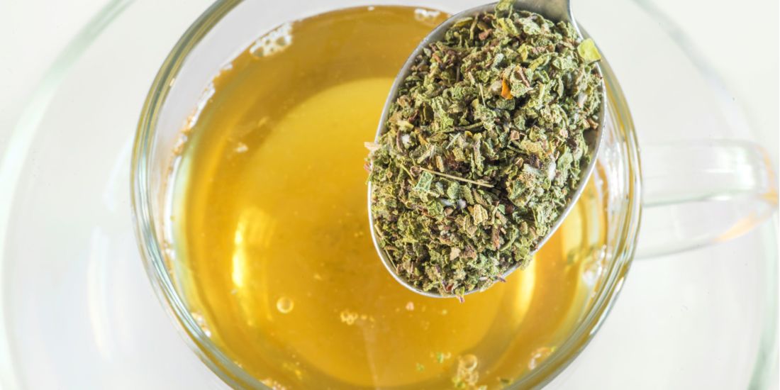 τσάι κίστου με αποξηραμένο βότανο για φυσική ενίσχυση του ανοσοποιητικού